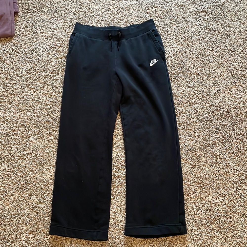 black nike sweatpants